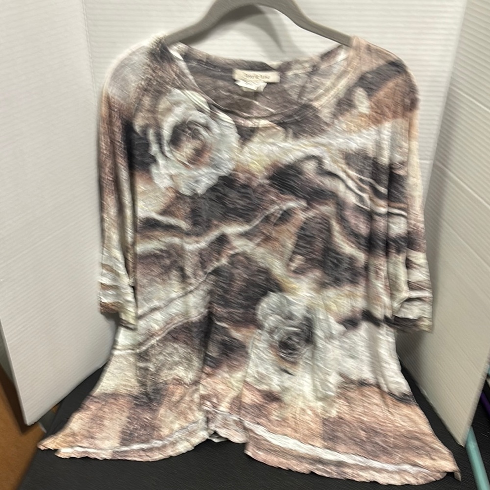 Jess and Jane Women's Multicolor Top size m